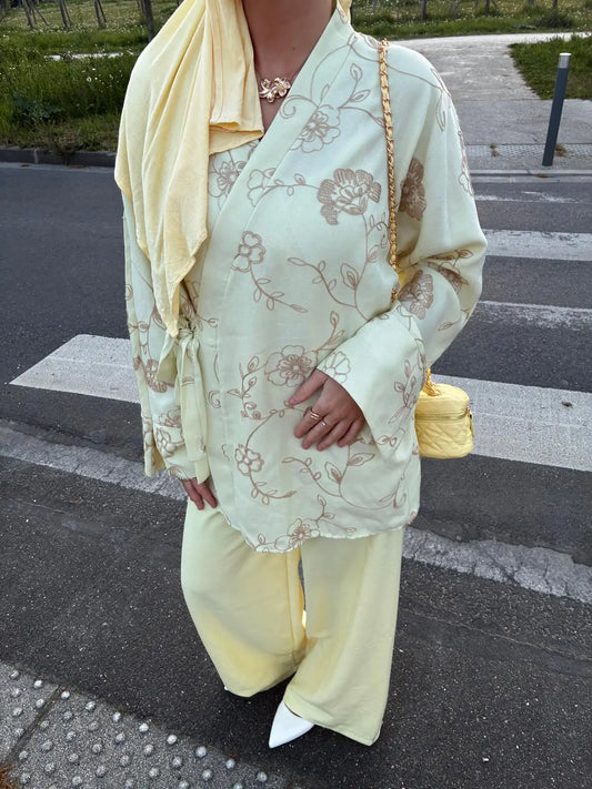 Ensemble chic - Haut cache-cœur et pantalon taille haute Maison Paris